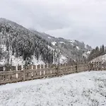 Mit Blick Auf Berge Apartment